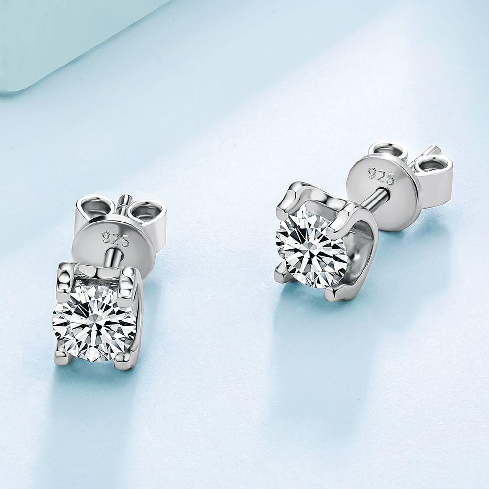 Wholesale Earrings 0.5 Carats VVS1 Moissanite Stud Earrings