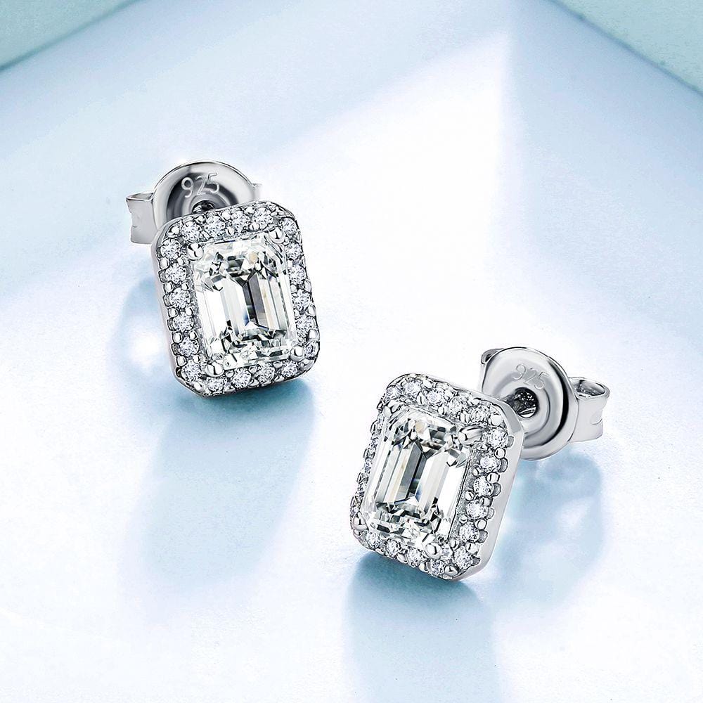 Wholesale Earrings 0.5 Carats VVS1 Baguette Cut Moissanite Stud Earrings