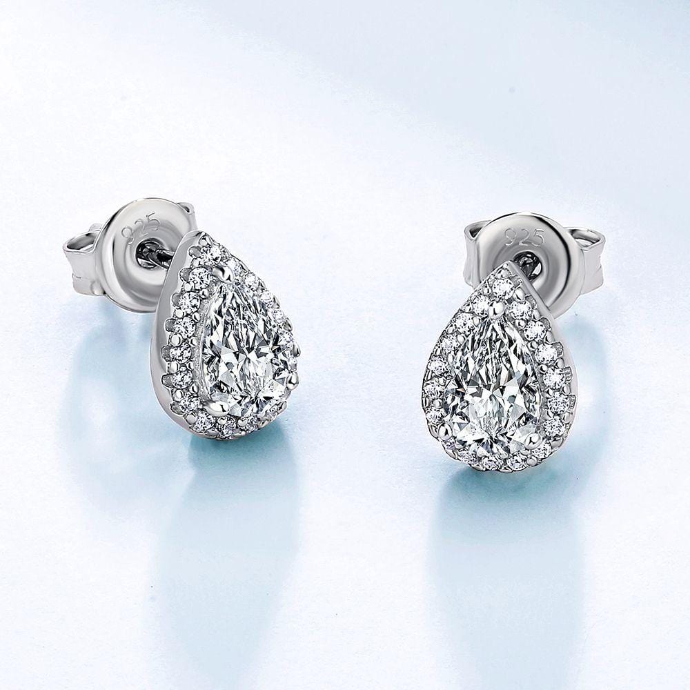 Wholesale Earrings 0.5 Carats VVS1 Pear Cut Moissanite Stud Earrings