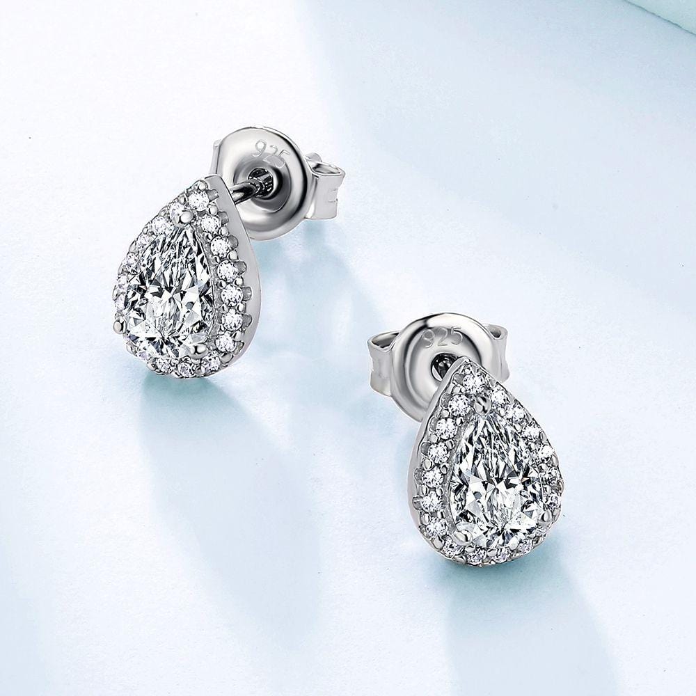 Wholesale Earrings 0.5 Carats VVS1 Pear Cut Moissanite Stud Earrings