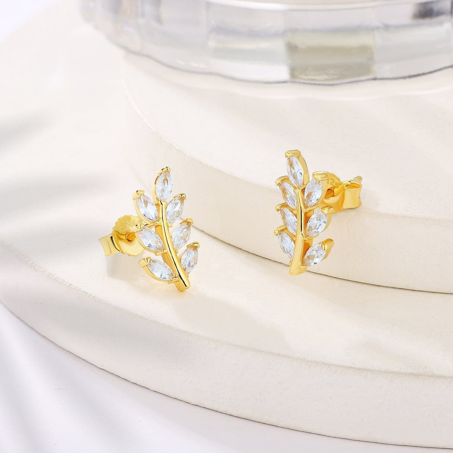 Wholesale Women Earrings S925 Silver Zircon Olive Leaf Stud Earrings