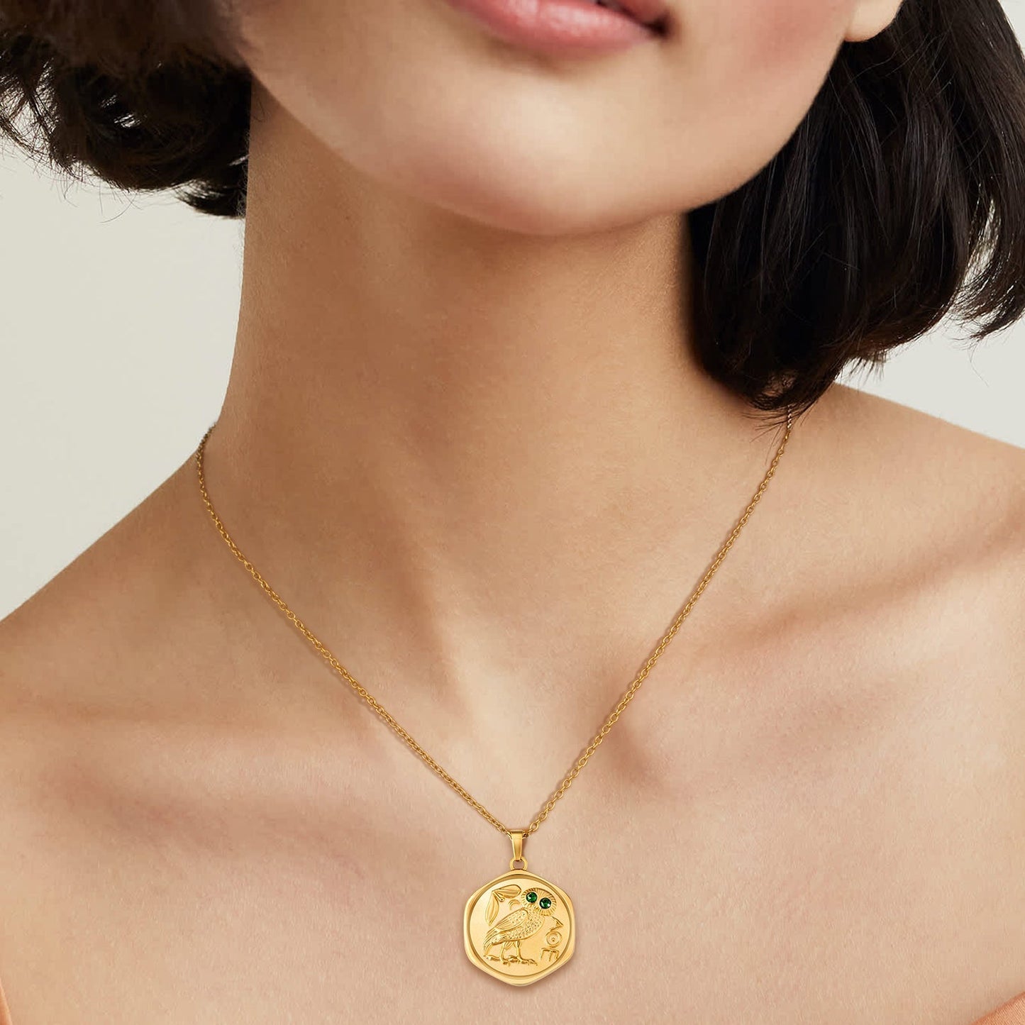 Wholesale Greek Owl Gold Coin Pendant Necklace for Women