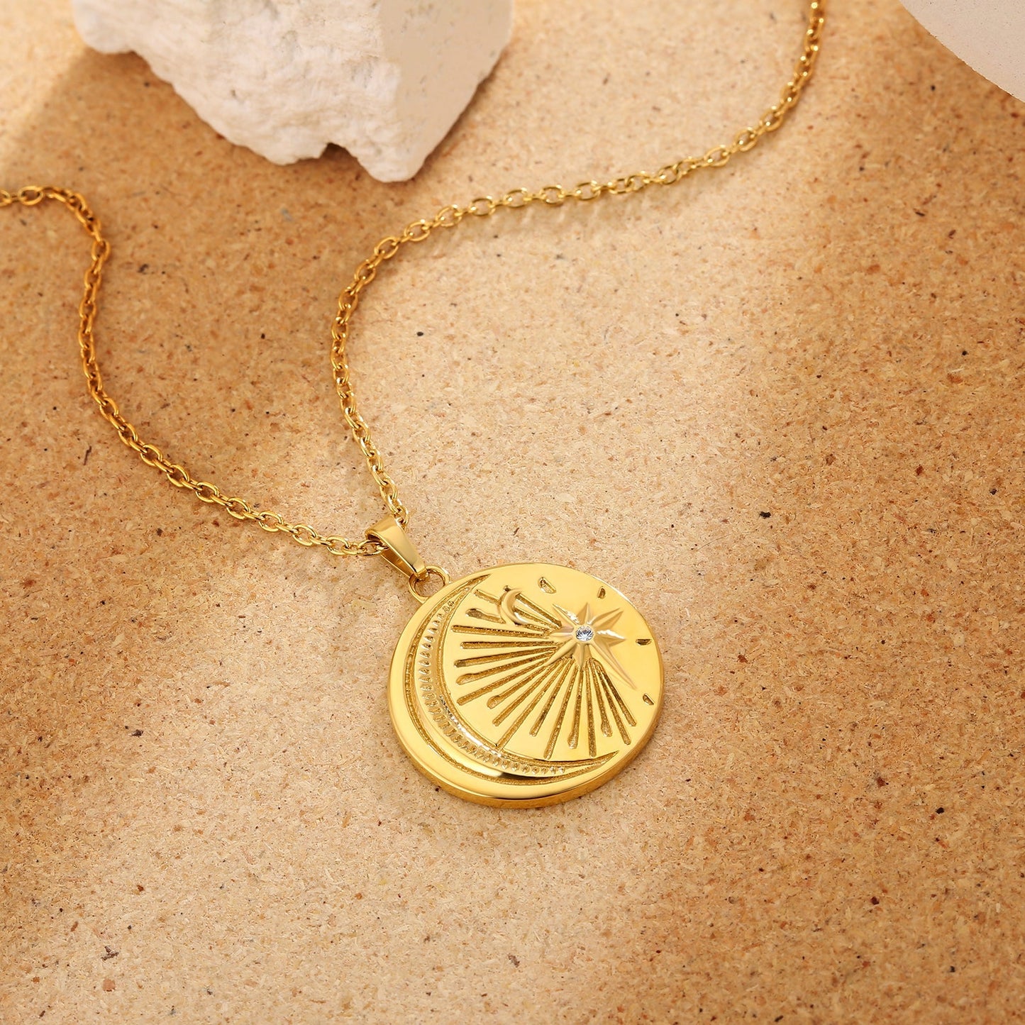 Wholesale Light Moon Star Gold Coin Pendant Necklace for Women