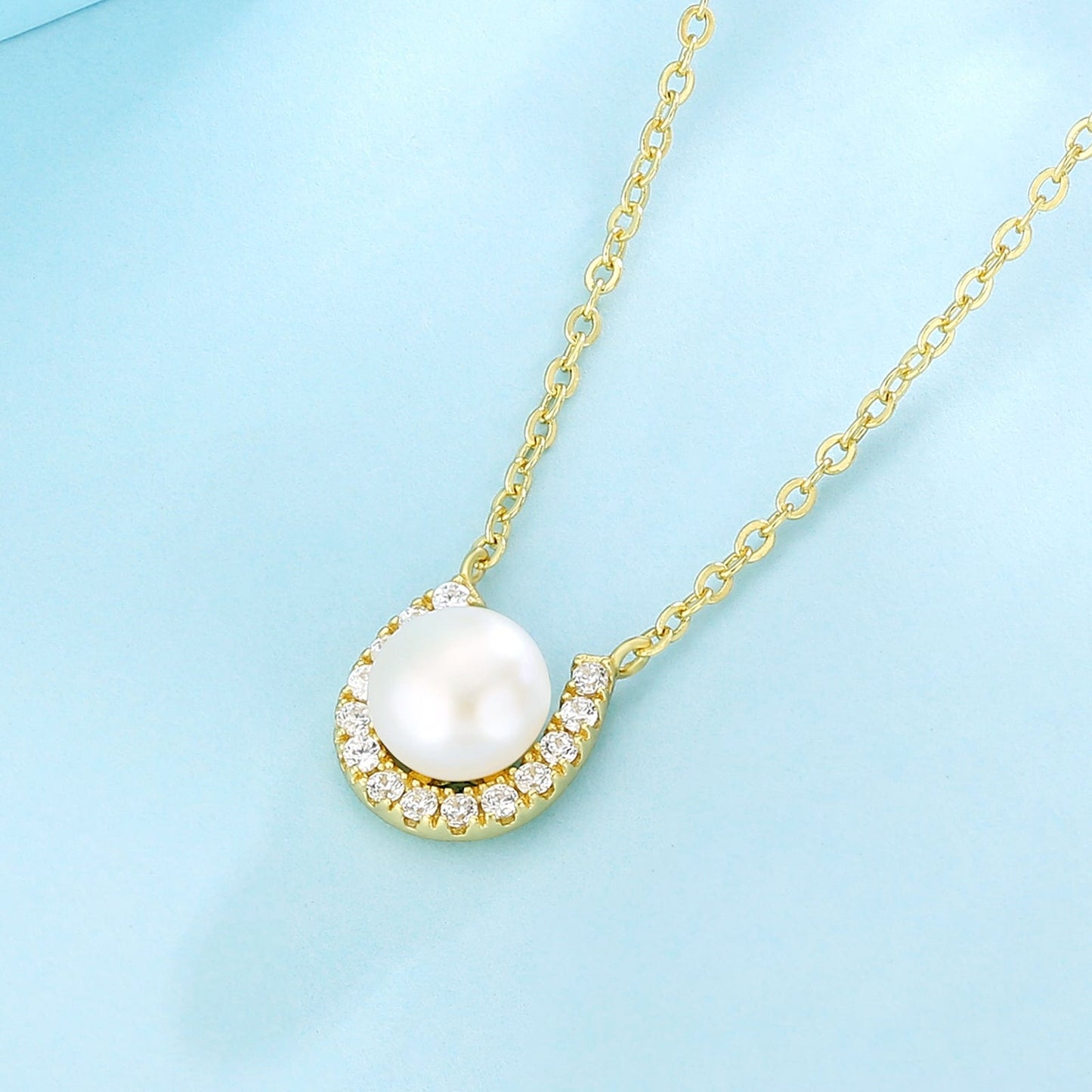 Wholesale Women Necklace Fresh Water Pearl Horseshoe Pendant CZ Stone S925 Silver Chain