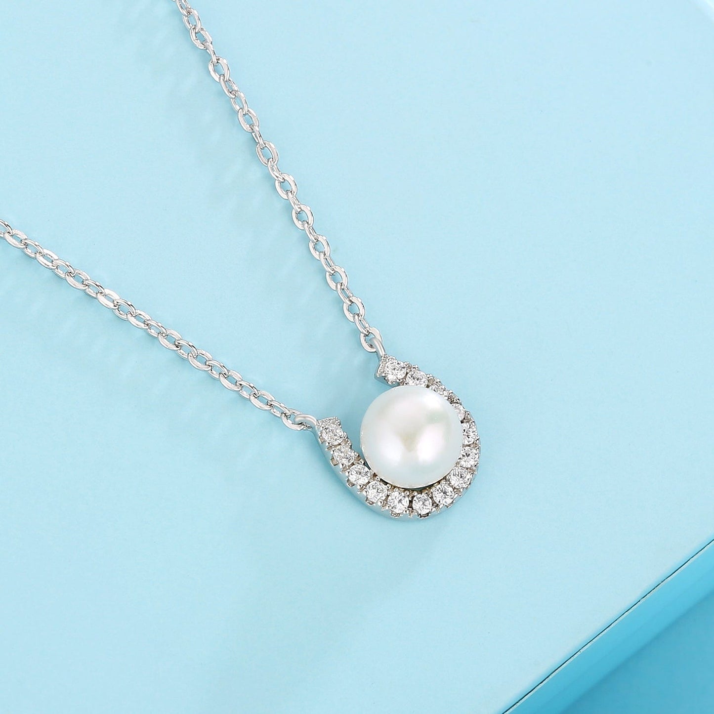 Wholesale Women Necklace Fresh Water Pearl Horseshoe Pendant CZ Stone S925 Silver Chain